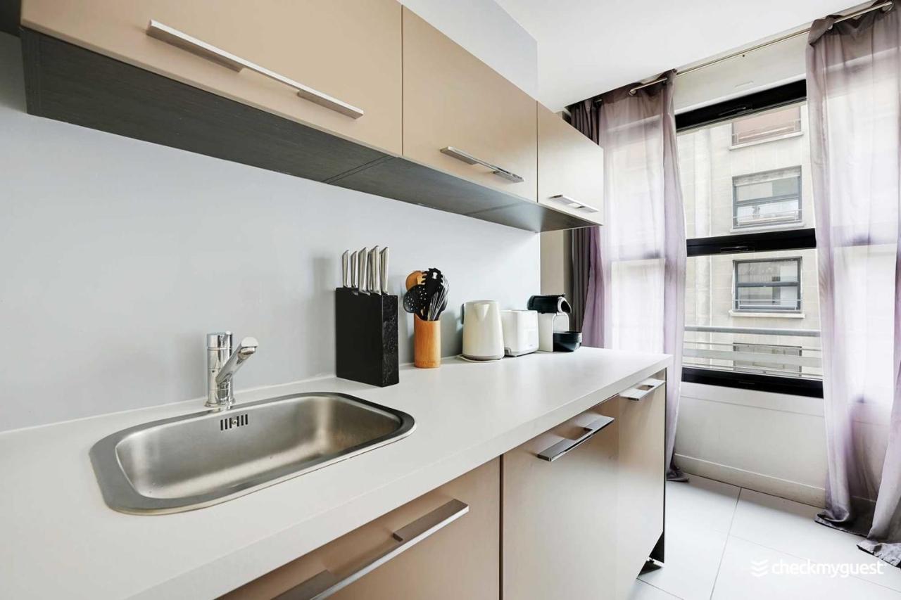 Cmg Residence Saint Lazare Париж Экстерьер фото